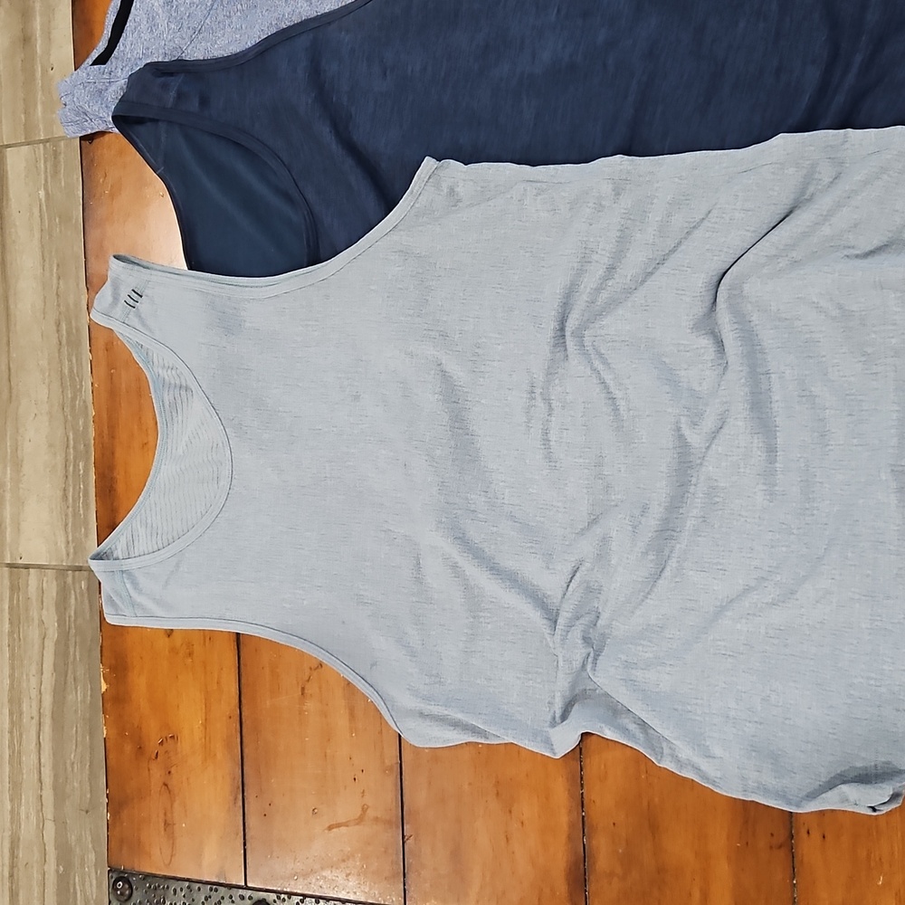 5 Lululemon Tank Top Bundle - Picture 4 of 12